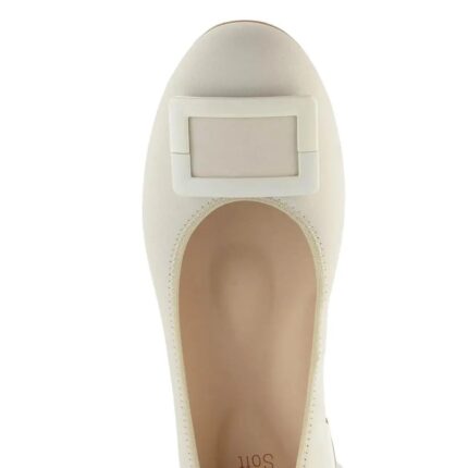 Дамски обувки на нисък ток Ara естествена кожа ширина H слонова кост