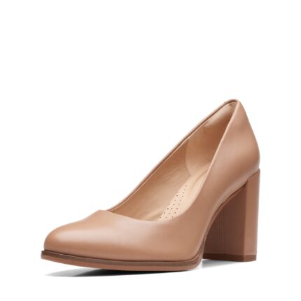 Дамски елегантни обувки на ток Clarks Freva85 Court бежови