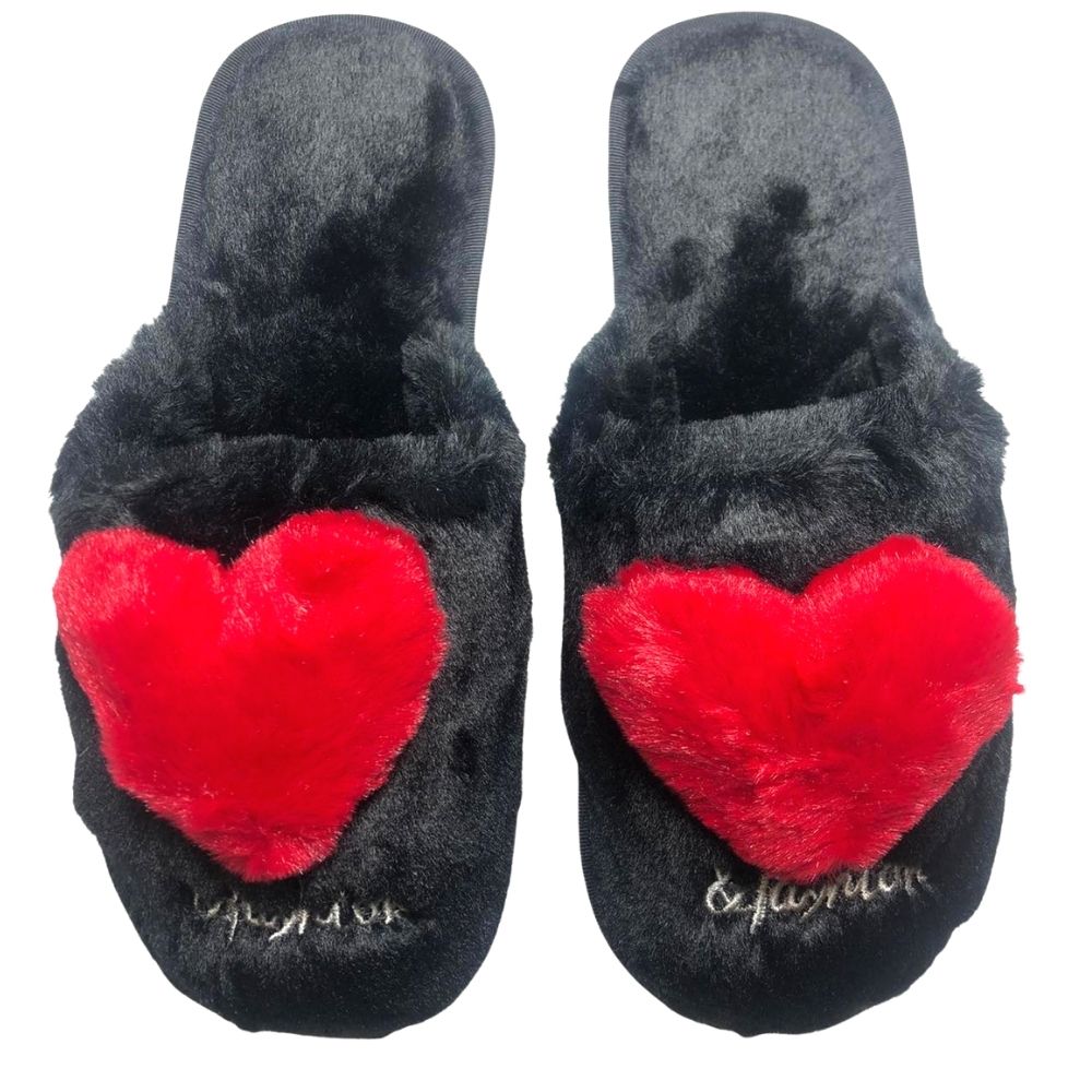 Дамски домашни чехли Kompass черни сърца