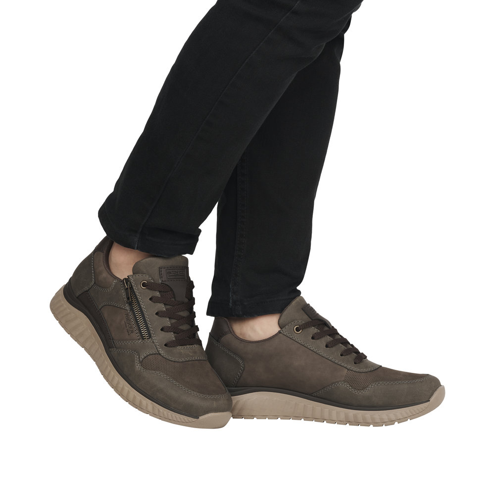 Мъжки спортни обувки  Rieker Antistress кафяви B0601-25