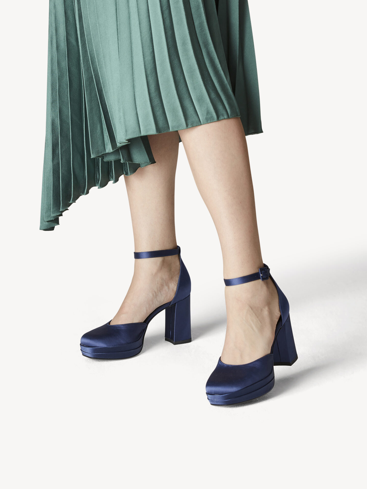 Дамски елегантни обувки  на ток Tamaris Touch It сини