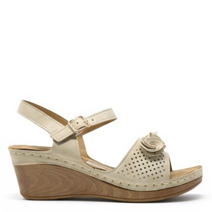 Дамски сандали XCESS 5072-2 бежови