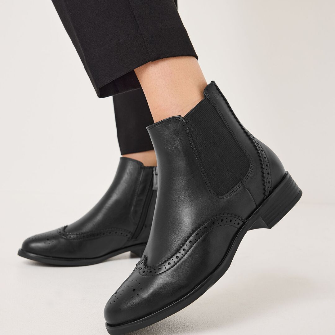 7-6 Дамски боти Tamaris Touch it черни - Image 1