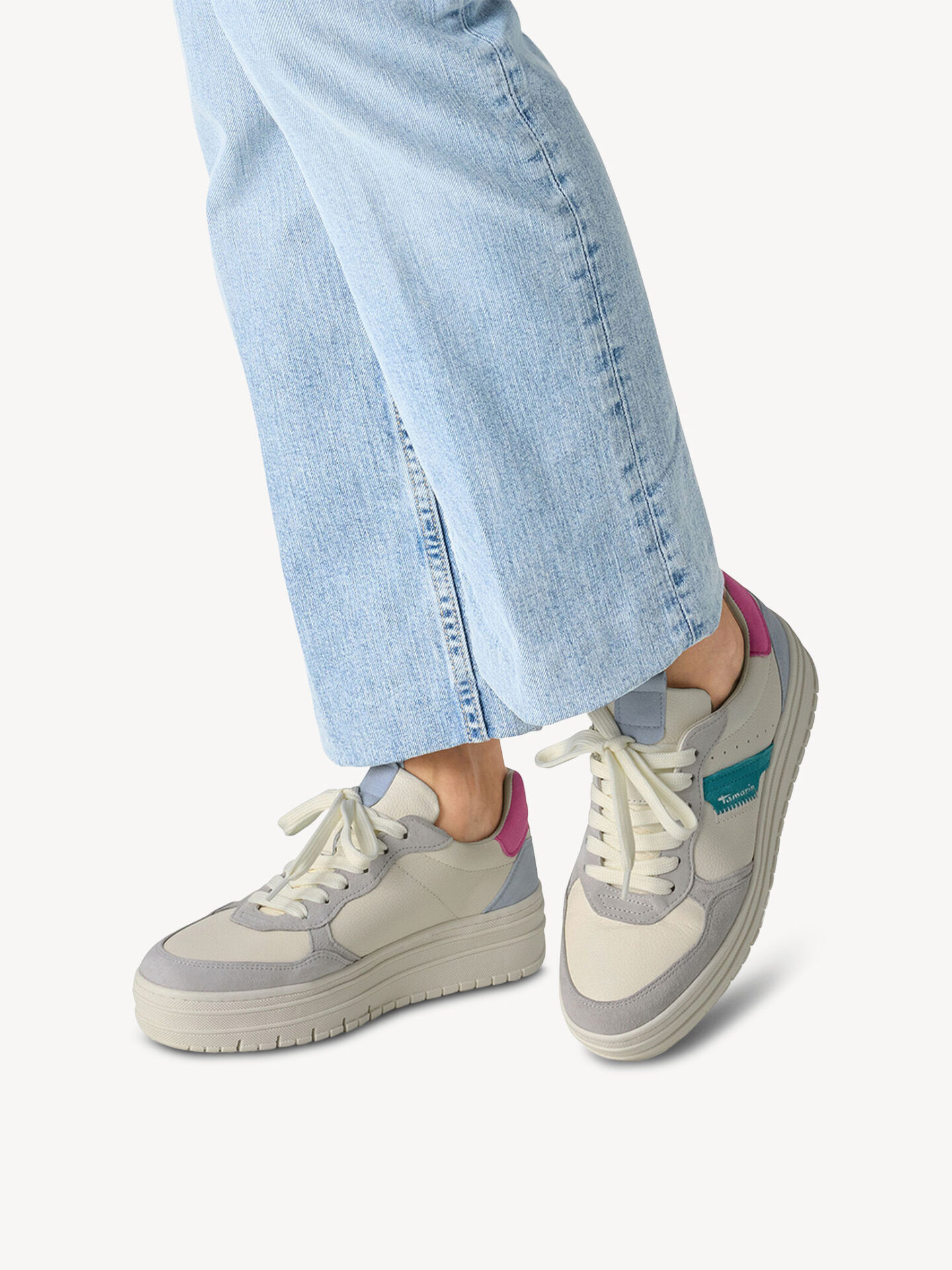 dw_001-24-23773-34-902_10 Дамски спортни обувки Tamaris COMFORT бежови - Image 1