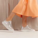 Дамски спортни обувки Tamaris- сребристи