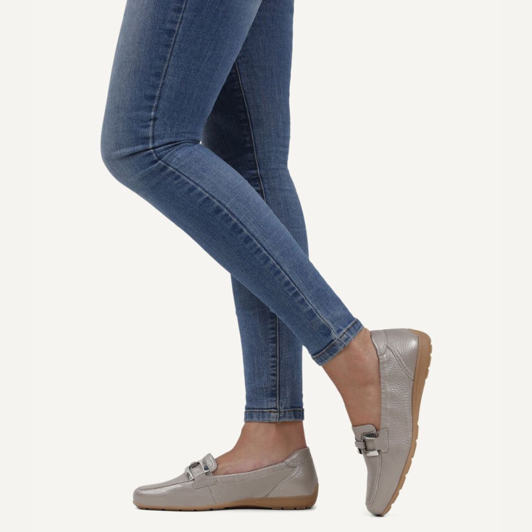 1 Дамски равни обувки балерина Caprice еленска кожа - Image 1