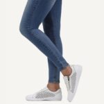 Дамски спортни обувки Caprice естествена кожа бели