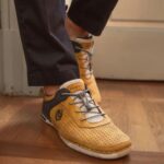 Мъжки спортни обувки Bugatti с връзки жълти