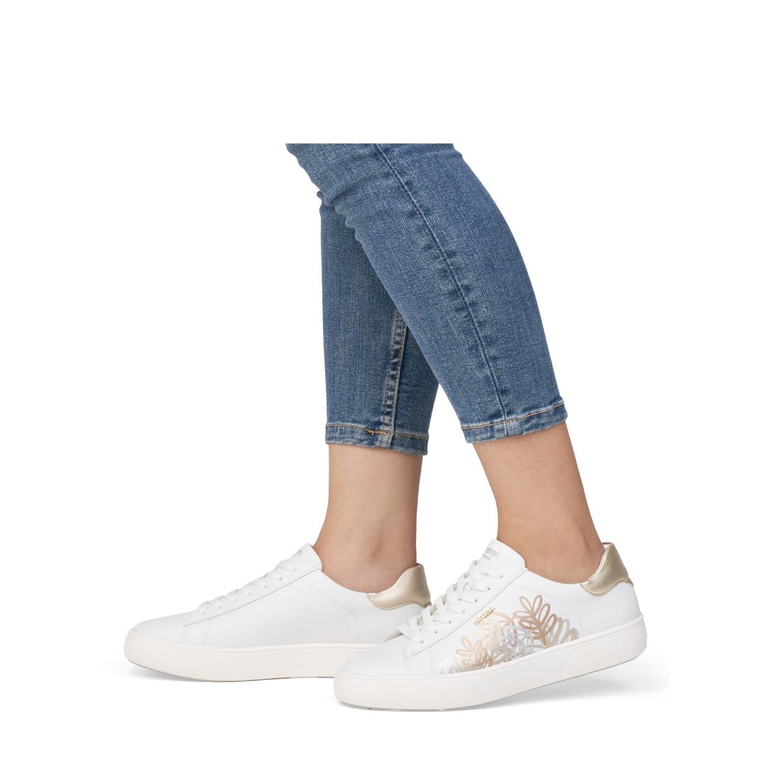 new collection (Реклама във Facebook) Дамски спортни обувки Remonte D2J00-81 бели - Image 1