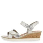 Дамски кожени сандали на платформа Remonte R6252-91 бежови/златисти - Image 2