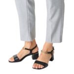 Дамски кожени сандали на ток Tamaris черни