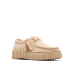 Дамски велурени обувки Clarks Torhill Bee бежови - Image 4