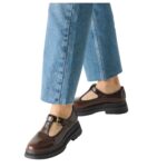 Дамски лачени обувки Tamaris Touch it кафяви