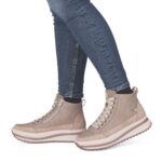 Дамски спортни боти Rieker W3871-60 бежови