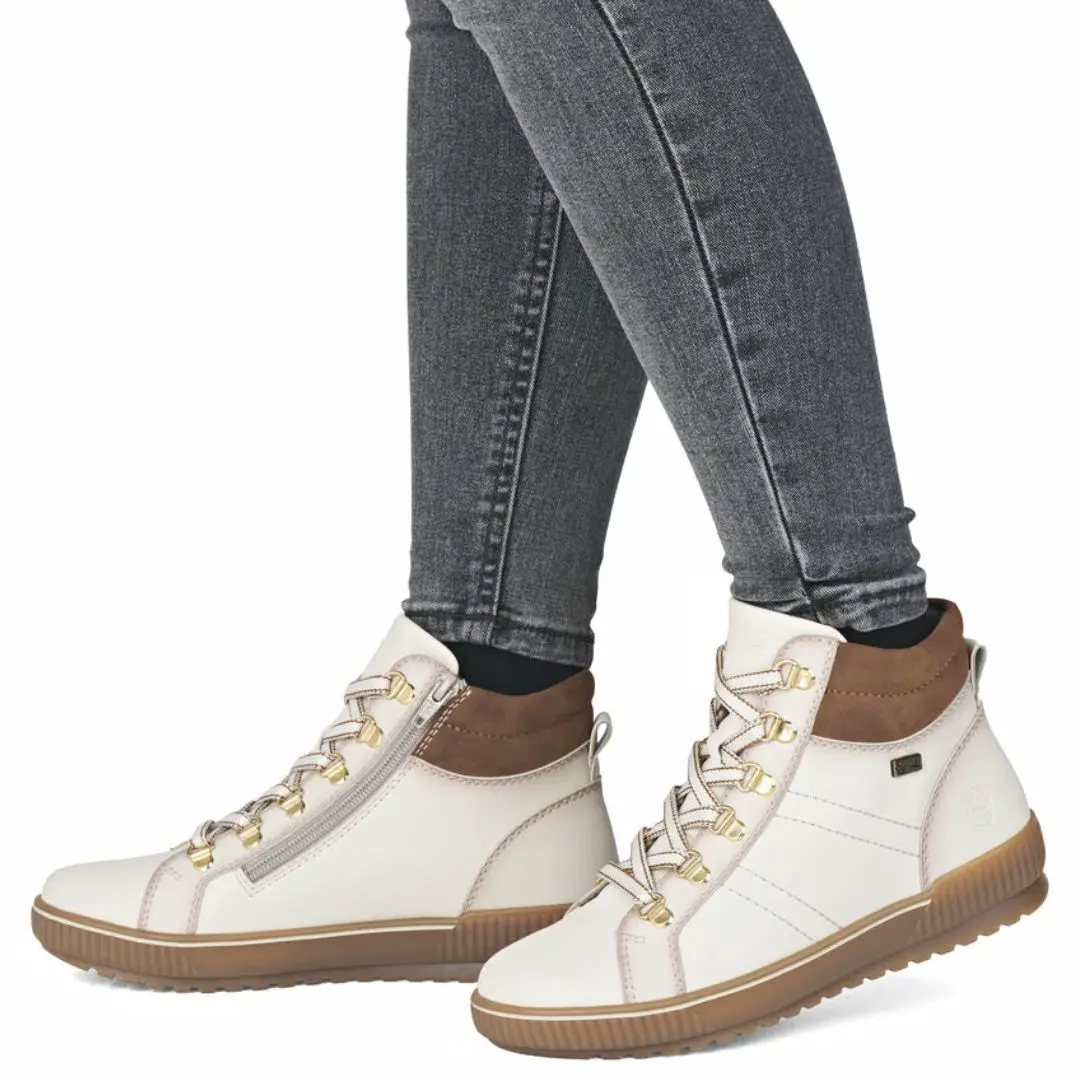 t0781-60-1.jpg Дамски спортни боти Remonte D0781-60 бежови - Image 1