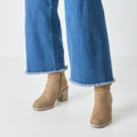 Дамски велурени боти на ток Tamaris бежови - Image 5