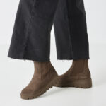 Дамски велурени боти Tamaris бежови - Image 2