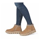 Дамски велурени боти RIEKER-W2074-24 кафяви